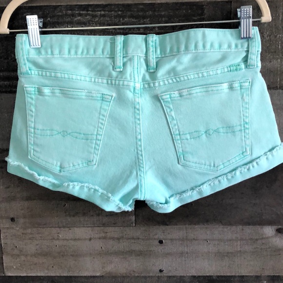 Lucky Brand Riley Shorts - Picture 2 of 4